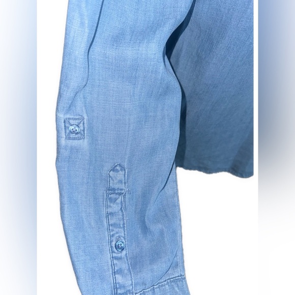 Saks OFF 5TH Tencel Denim Button Up Shirt XS Lightweight Soft Blue - Picture 6 of 7